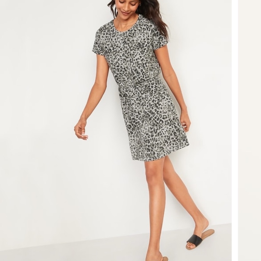 BLACK & WHITE LEOPARD PRINT SHIRT DRESS